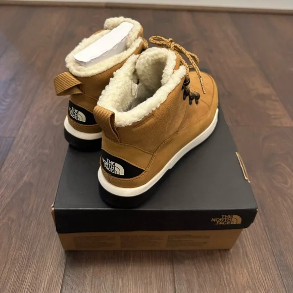 Women’s Sierra Mid Lace Waterproof Boots - Picture 6 of 16